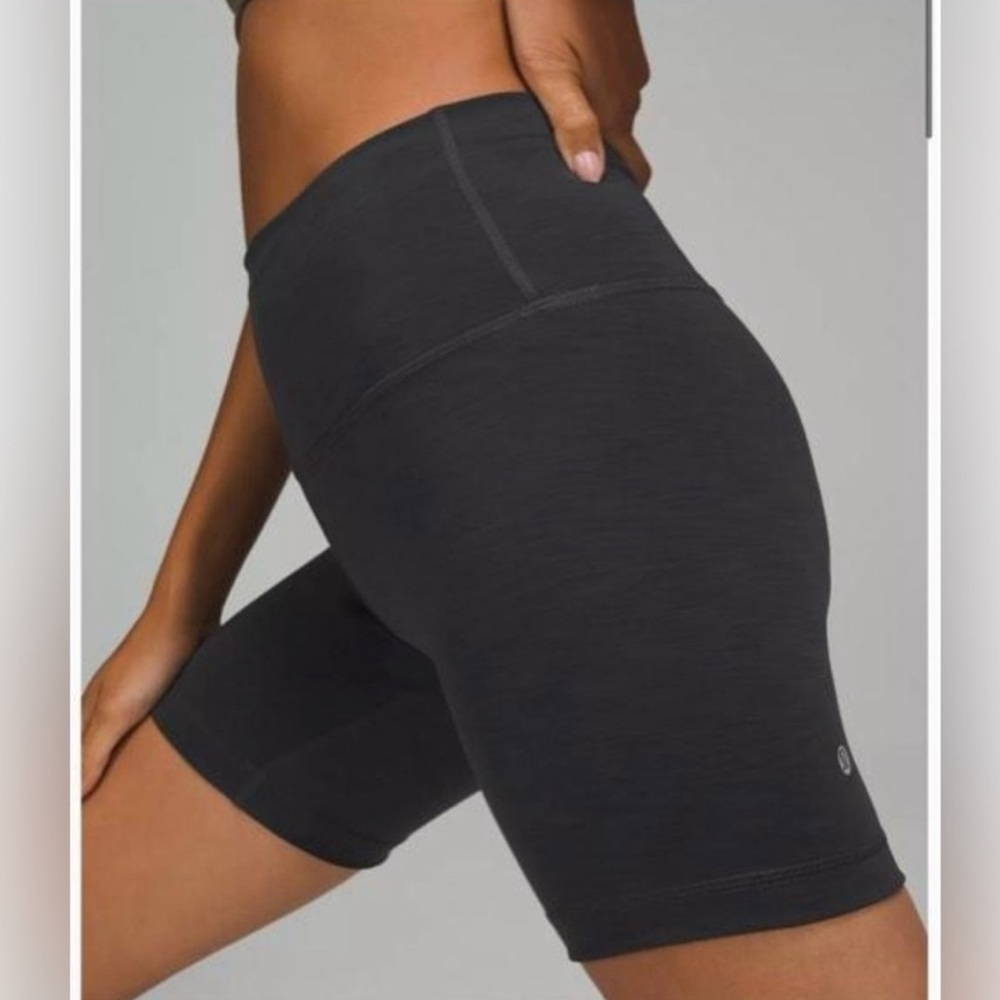 lululemon athletica Wunder Train High Rise Short‎ 8” Heathered Graphite Grey
